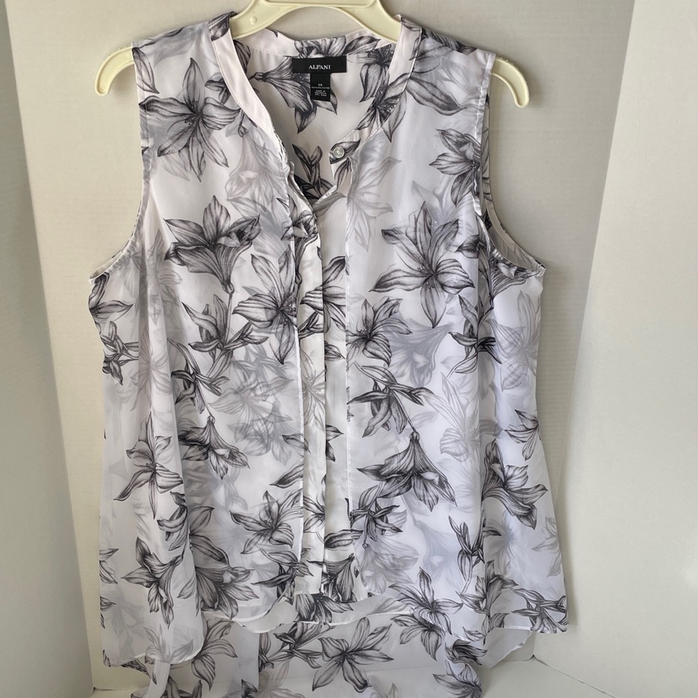 Alfani Women's Size 14   Floral Sleeveless Blouse  High - Low  with Overlay